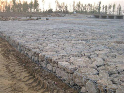 河道護(hù)坡雷諾護(hù)墊圖片3 河道護(hù)坡雷諾護(hù)墊圖片3