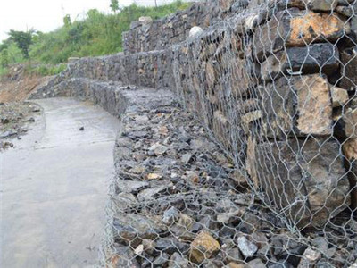 鍍鋅石籠網(wǎng)圖片2 鍍鋅石籠網(wǎng)圖片2